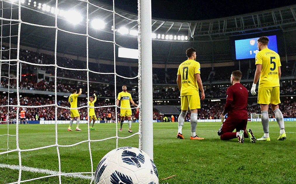 Sau khi bị loại khỏi play-off và trừ điểm: đội bóng Anh chờ thêm án phạt từ FA