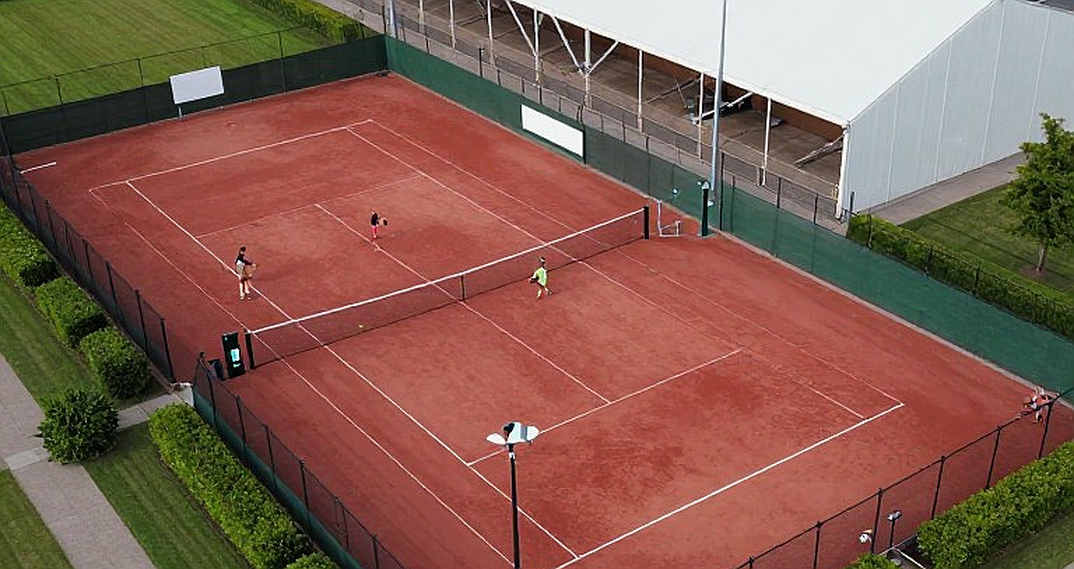 Boulter hạ Sakatsume ở Japan Open: mười ba break point, mười hai lần cứu, và phần tỷ số không kể