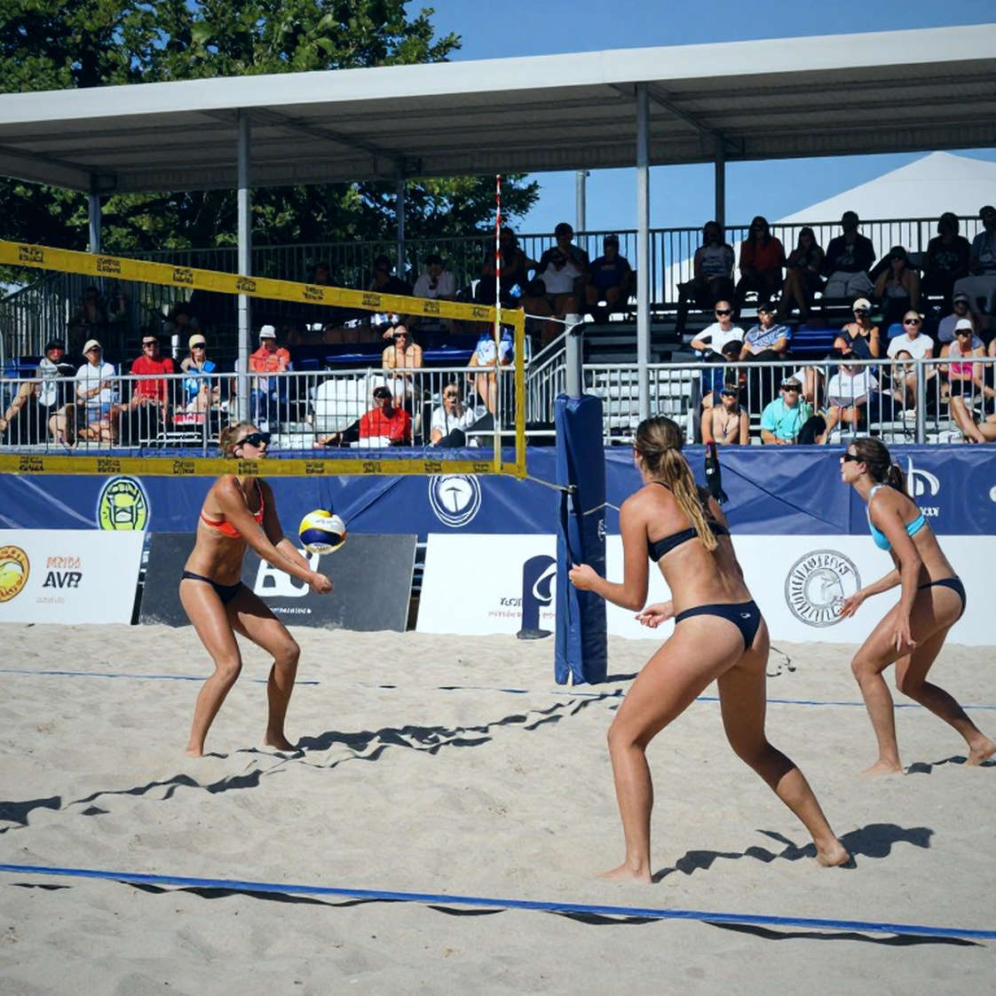 Reading Volleyball Through Structure: Why the Scoreboard Lies Reading Volleyball Through Structure: Why the Scoreboard Lies