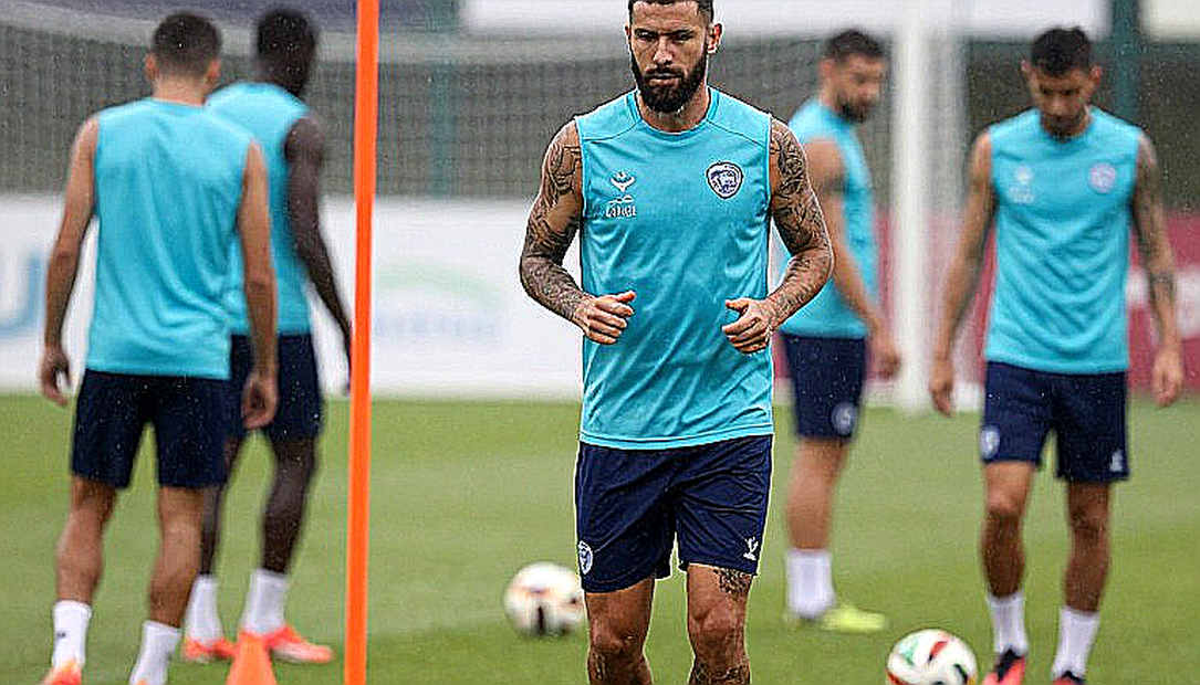 JJ Gabriel, cậu bé 15 tuổi và lỗ hổng pháp lý mà học viện Manchester United không muốn nhắc tới JJ Gabriel, cậu bé 15 tuổi và lỗ hổng pháp lý mà học viện Manchester United không muốn nhắc tới