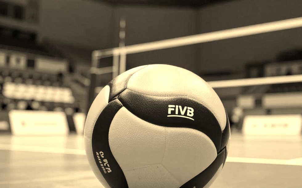 The Blank Sheet on the Analysis Desk: A Night in Hai Phong and the Discipline of a Volleyball Writer The Blank Sheet on the Analysis Desk: A Night in Hai Phong and the Discipline of a Volleyball Writer