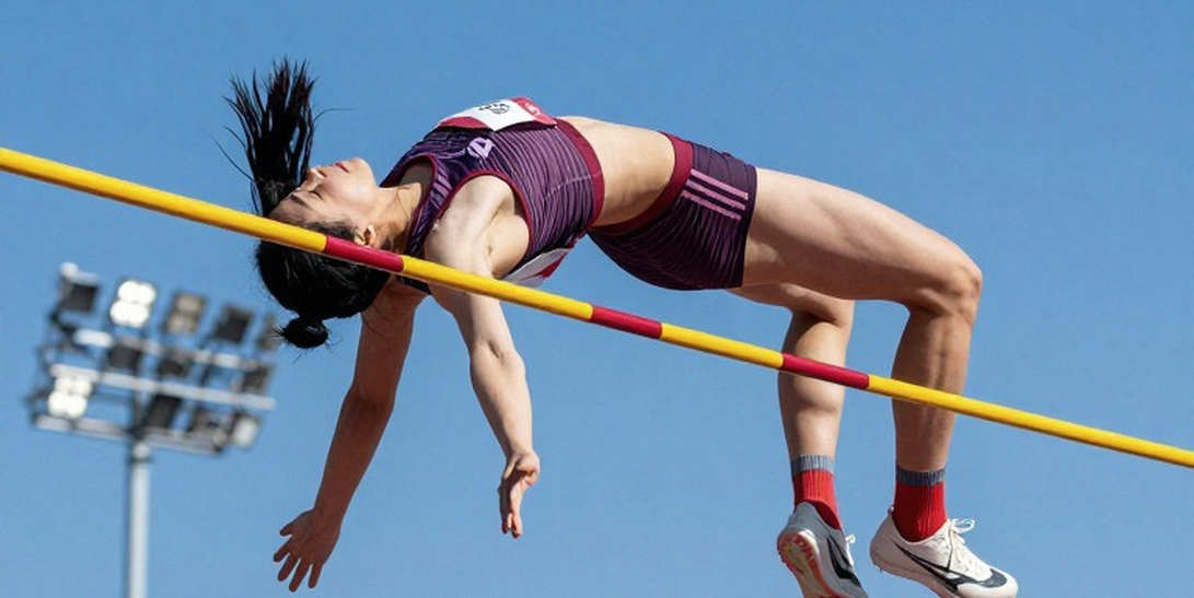 Reading an Athletics Mark: Nine Lenses and the Grey Zones of a Number Reading an Athletics Mark: Nine Lenses and the Grey Zones of a Number