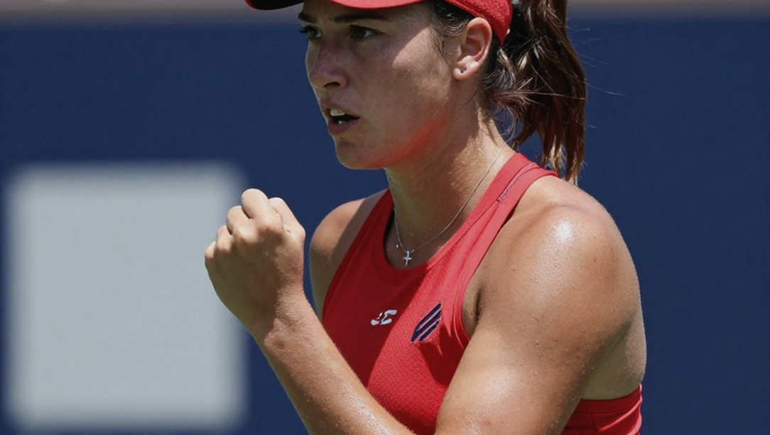 Mùi cần sa tràn sang sân US Open, Sabalenka dừng trận đấu: 'Cực kỳ khó chịu' và lỗ hổng vận hành venue lớn nhất hành tinh Mùi cần sa tràn sang sân US Open, Sabalenka dừng trận đấu: 'Cực kỳ khó chịu' và lỗ hổng vận hành venue lớn nhất hành tinh
