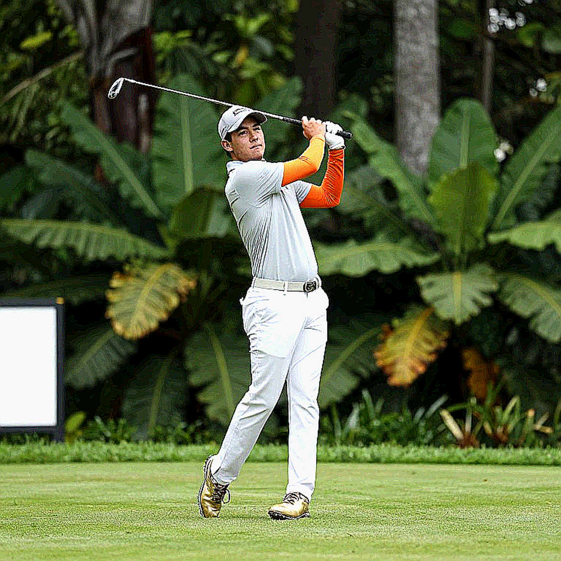 Thriston Lawrence dẫn đầu Omega European Masters sau 36 hố, hướng tới di sản Seve Ballesteros Thriston Lawrence dẫn đầu Omega European Masters sau 36 hố, hướng tới di sản Seve Ballesteros