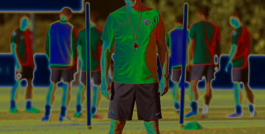 The Two Speeds of Vietnamese Football: The National Team Pulls Ahead While the V.League Still Owes Itself a Foundation The Two Speeds of Vietnamese Football: The National Team Pulls Ahead While the V.League Still Owes Itself a Foundation