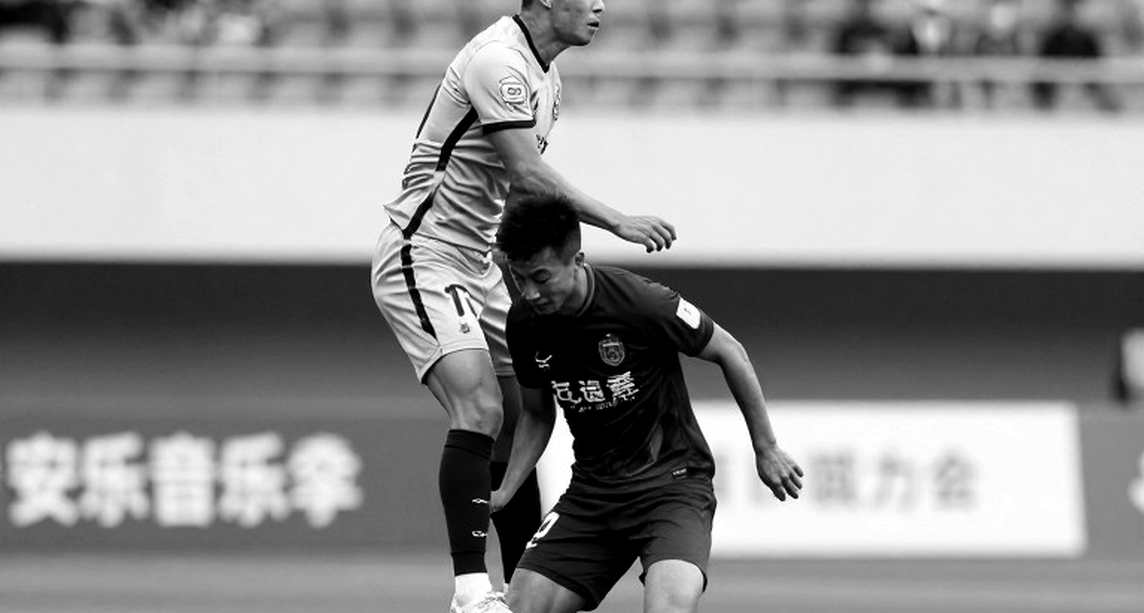 Kỳ chuyển nhượng V-League: tín hiệu bị chôn dưới tiếng ồn