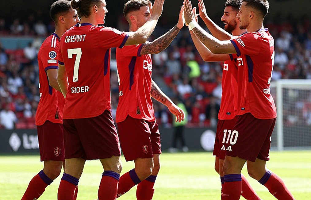 Coach Viet Thang and the Unsolved Equation: When Four Foreign Players Still Cannot Produce a Goal Coach Viet Thang and the Unsolved Equation: When Four Foreign Players Still Cannot Produce a Goal