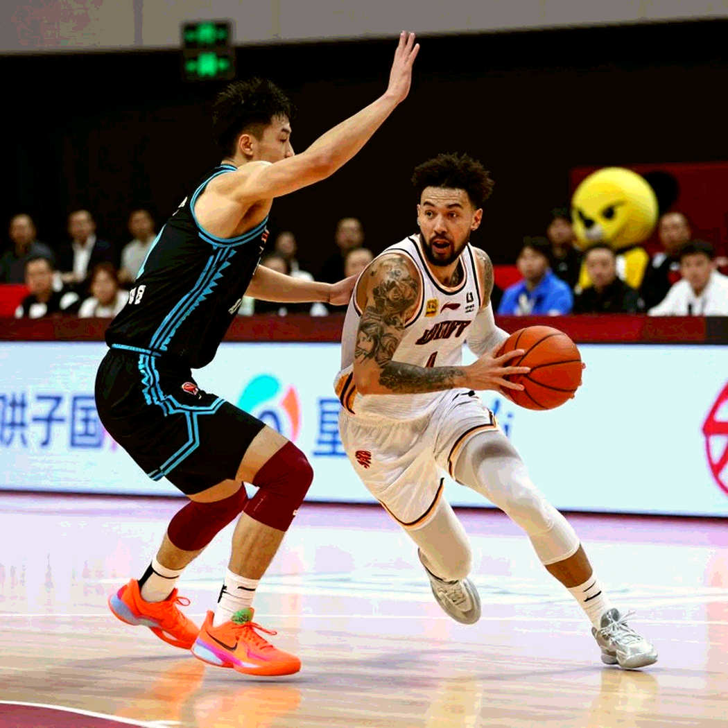 Efes của Laso: 18 lượt tấn công bị đánh rơi ở Belgrade và canh bạc mang tên Mike James