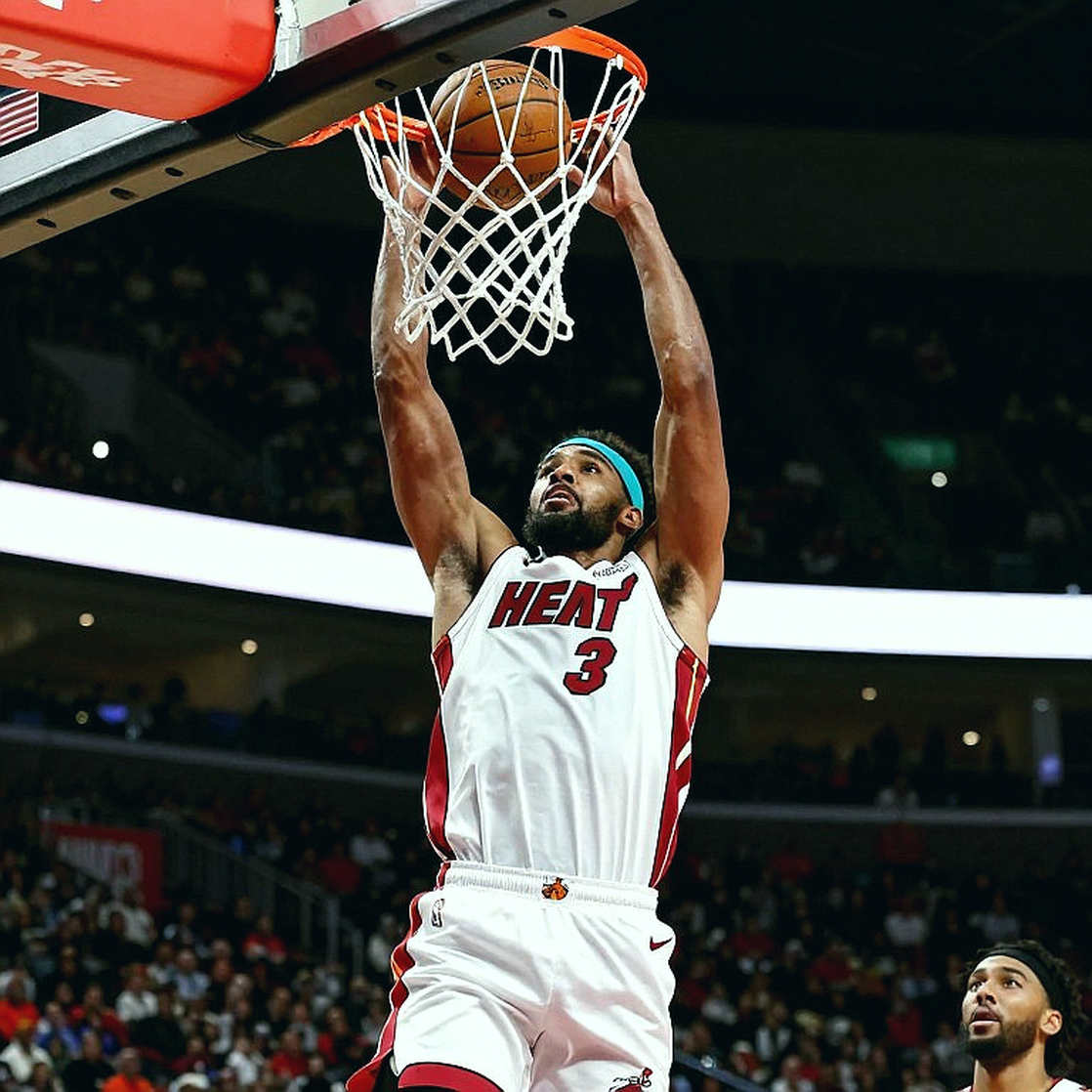 Lakers Chiêu Mộ Eric Amsler Từ Miami Heat: Phòng Hành Chính Là Mặt Trận Thật Sự Của Cuộc Chuyển Giao Quyền Sở Hữu